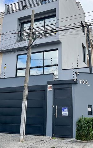 Casa à venda com 183m², 3 quartos e 2 vagasFachada 