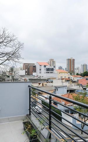 Casa à venda com 183m², 3 quartos e 2 vagasVaranda da suíte