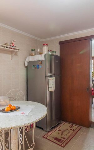 Casa à venda com 258m², 4 quartos e 4 vagasCozinha