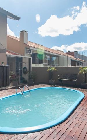 Casa à venda com 258m², 4 quartos e 4 vagasQuintal