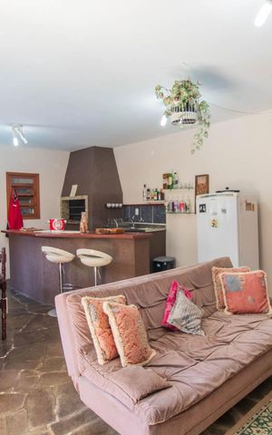 Casa à venda com 258m², 4 quartos e 4 vagasEspaço de Festas