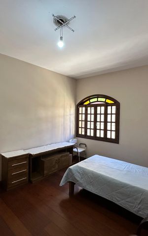 Casa à venda com 360m², 4 quartos e 5 vagas