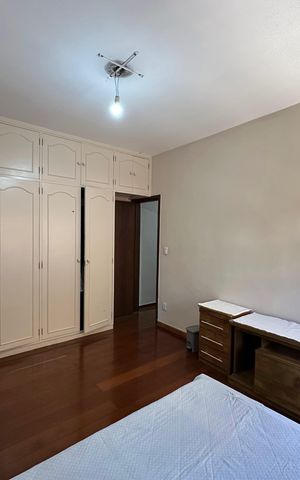 Casa à venda com 360m², 4 quartos e 5 vagas
