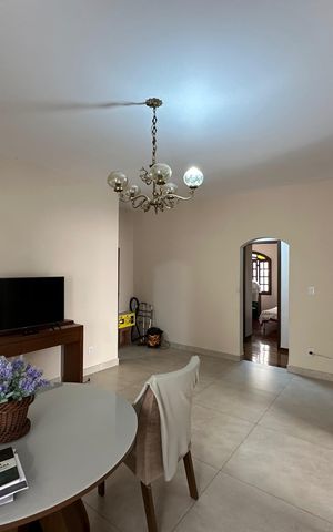 Casa à venda com 360m², 4 quartos e 5 vagas