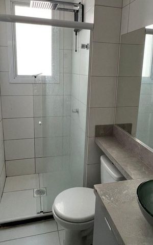 Apartamento à venda com 55m², 2 quartos e 1 vaga Apartamento à venda com 55m², 2 quartos e 1 vagaBanheiro