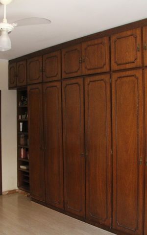 Casa à venda com 585m², 5 quartos e 6 vagasSuíte 1