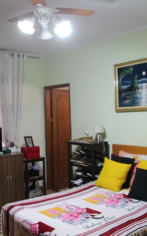 Casa à venda com 585m², 5 quartos e 6 vagasSuíte 2