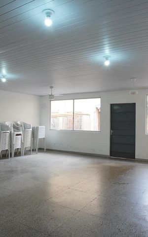 Studio à venda com 33m², 1 quarto e sem vagaÁrea comum - Salão de Festas