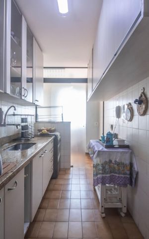 Apartamento à venda com 53m², 2 quartos e 1 vagaCozinha
