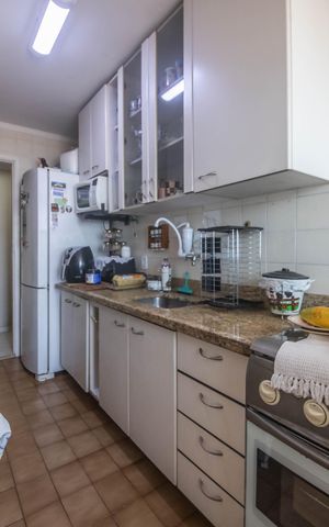 Apartamento à venda com 53m², 2 quartos e 1 vagaCozinha