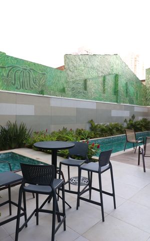 Apartamento à venda com 28m², 1 quarto e sem vagaÁrea comum - Piscina