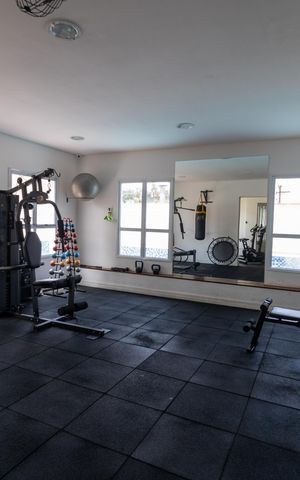 Apartamento à venda com 60m², 3 quartos e 1 vaga Apartamento à venda com 60m², 3 quartos e 1 vagaÁrea comum - Academia