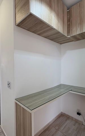 Apartamento à venda com 60m², 3 quartos e 1 vaga Apartamento à venda com 60m², 3 quartos e 1 vagaEscritório