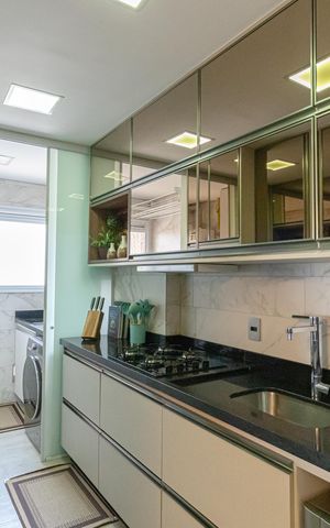 Apartamento à venda com 94m², 2 quartos e 2 vagas Apartamento à venda com 94m², 2 quartos e 2 vagasCozinha