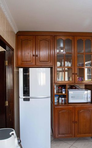 Casa à venda com 282m², 4 quartos e 6 vagasCozinha