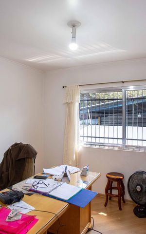 Casa à venda com 282m², 4 quartos e 6 vagasQuarto 2