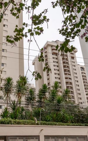 Apartamento à venda com 74m², 2 quartos e 1 vaga Apartamento à venda com 74m², 2 quartos e 1 vagaFachada