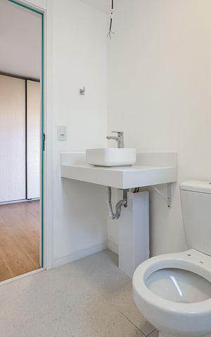Apartamento à venda com 56m², 2 quartos e 1 vaga Apartamento à venda com 56m², 2 quartos e 1 vagaBanheiro da Suíte