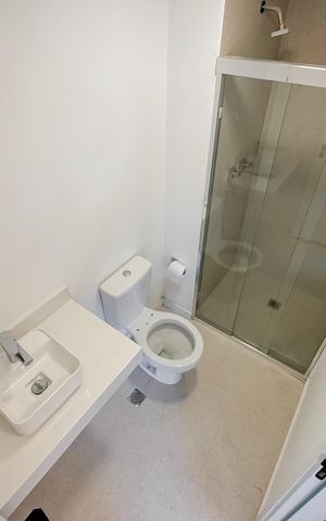 Apartamento à venda com 56m², 2 quartos e 1 vaga Apartamento à venda com 56m², 2 quartos e 1 vagaBanheiro