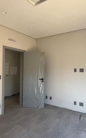 Casa de condomínio à venda com 428m², 4 quartos e 4 vagas