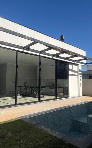 Casa de condomínio à venda com 428m², 4 quartos e 4 vagas