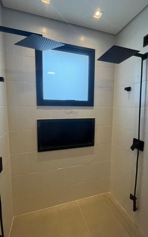 Casa de condomínio à venda com 428m², 4 quartos e 4 vagas
