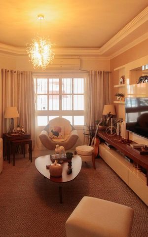 Casa à venda com 281m², 3 quartos e 2 vagas Casa à venda com 281m², 3 quartos e 2 vagasSala
