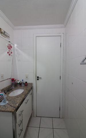 Apartamento à venda com 133m², 3 quartos e 3 vagasBanheiro da Suíte 2