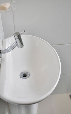 Casa para alugar com 350m², 3 quartos e 2 vagas Casa para alugar com 350m², 3 quartos e 2 vagasBanheiro Social 2