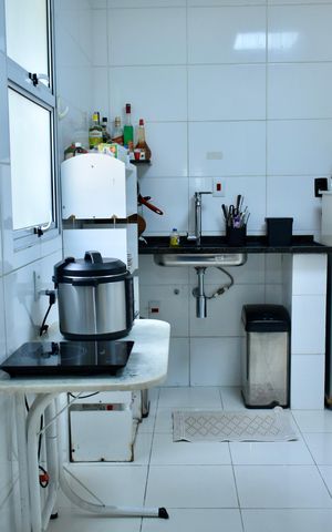 Casa para alugar com 350m², 3 quartos e 2 vagas Casa para alugar com 350m², 3 quartos e 2 vagasCozinha