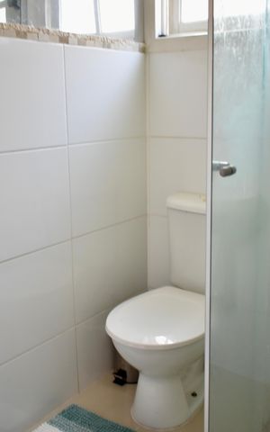 Casa para alugar com 350m², 3 quartos e 2 vagas Casa para alugar com 350m², 3 quartos e 2 vagasBanheiro Social 2