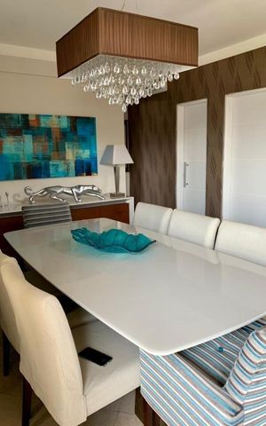Apartamento à venda com 291m², 4 quartos e 3 vagas