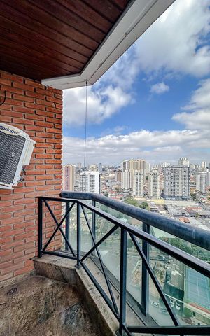 Apartamento para alugar com 280m², 3 quartos e 3 vagasVaranda do Quarto 