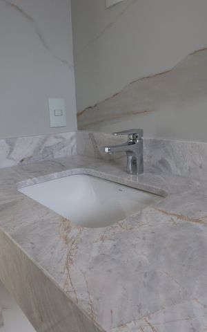 Apartamento à venda com 117m², 2 quartos e 2 vagasBanheiro da Suíte 2