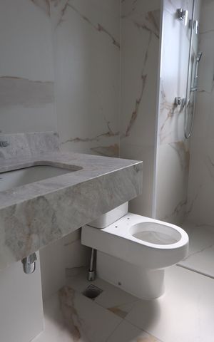Apartamento à venda com 117m², 2 quartos e 2 vagasBanheiro da Suíte 2