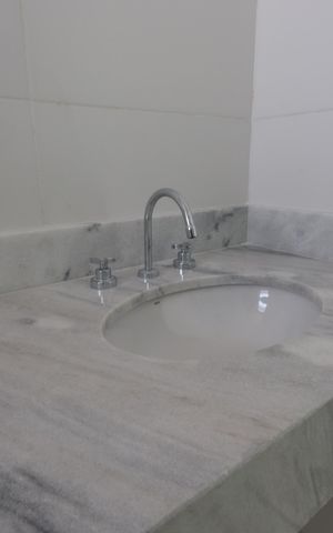Apartamento à venda com 117m², 2 quartos e 2 vagasBanheiro 2 da Suíte 1