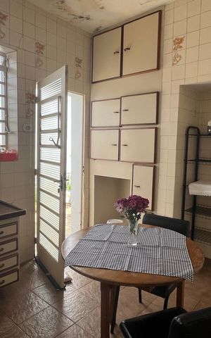 Casa à venda com 80m², 2 quartos e 1 vaga Casa à venda com 80m², 2 quartos e 1 vagaCozinha