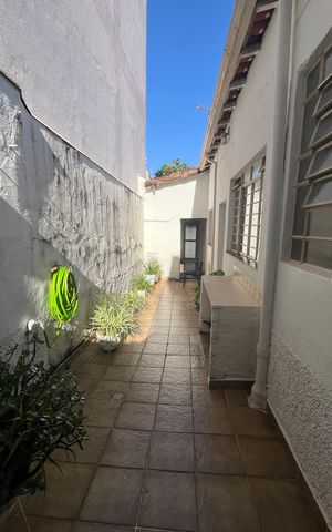 Casa à venda com 80m², 2 quartos e 1 vaga Casa à venda com 80m², 2 quartos e 1 vagaÁrea Externa