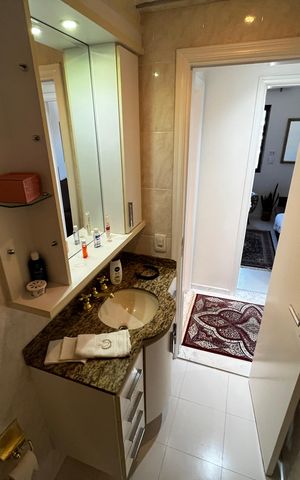 Apartamento à venda com 94m², 3 quartos e 2 vagasBanheiro