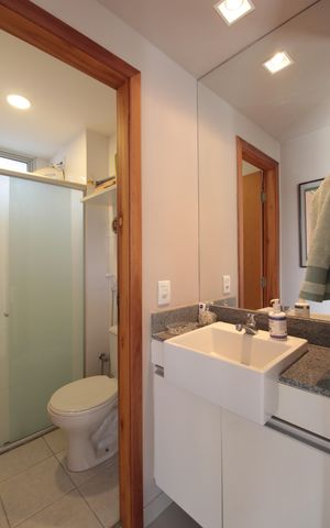 Apartamento à venda com 75m², 2 quartos e 1 vagaBanheiro Social