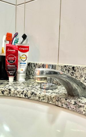 Apartamento à venda com 84m², 3 quartos e 2 vagas Apartamento à venda com 84m², 3 quartos e 2 vagasBanheiro Corredor