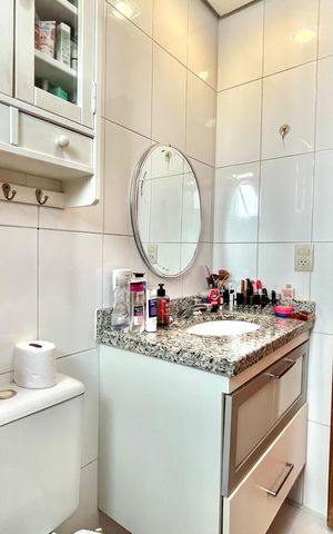 Apartamento à venda com 84m², 3 quartos e 2 vagas Apartamento à venda com 84m², 3 quartos e 2 vagasBanheiro da Suíte