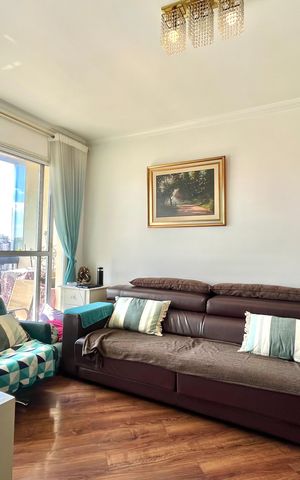 Apartamento à venda com 84m², 3 quartos e 2 vagas Apartamento à venda com 84m², 3 quartos e 2 vagasSala