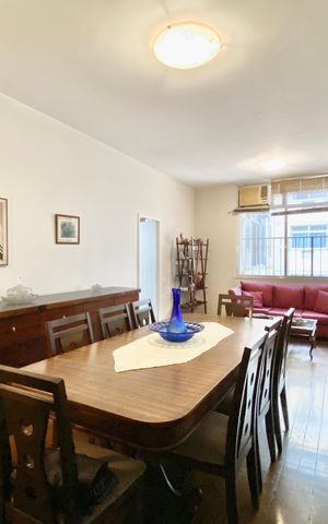 Apartamento à venda com 205m², 3 quartos e 1 vagaSala de jantar