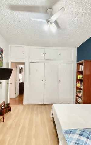 Apartamento à venda com 205m², 3 quartos e 1 vagaQuarto 2