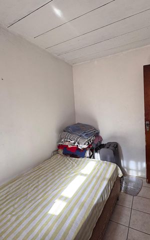 Casa para alugar com 50m², 2 quartos e 1 vaga Casa para alugar com 50m², 2 quartos e 1 vagaQuarto 1