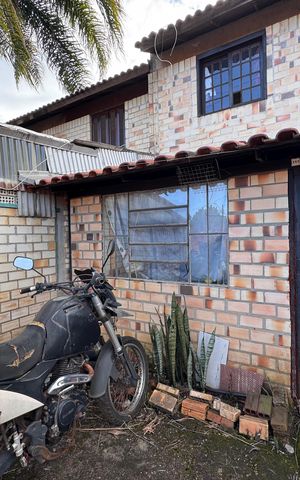 Casa para alugar com 50m², 2 quartos e 1 vaga Casa para alugar com 50m², 2 quartos e 1 vagaFachada