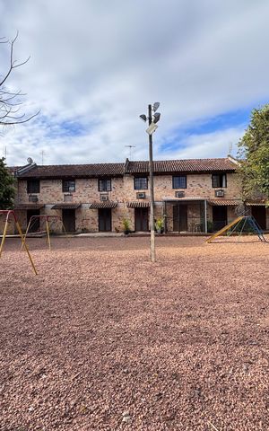 Casa para alugar com 50m², 2 quartos e 1 vaga Casa para alugar com 50m², 2 quartos e 1 vagaÁrea comum