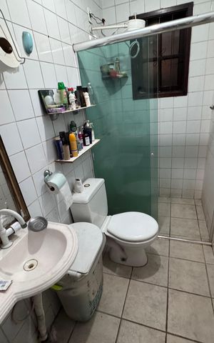 Casa para alugar com 50m², 2 quartos e 1 vaga Casa para alugar com 50m², 2 quartos e 1 vagaBanheiro Social