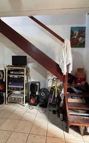Casa para alugar com 50m², 2 quartos e 1 vaga Casa para alugar com 50m², 2 quartos e 1 vagaSala